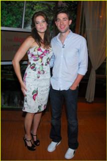 Mandy Moore feet photo thumbnail