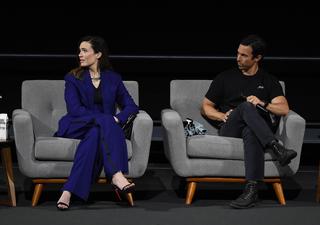 Mandy Moore feet photo thumbnail