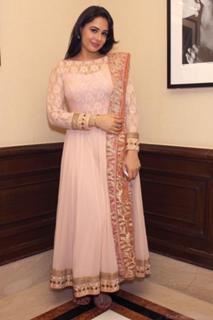 Mandy Takhar feet photo thumbnail