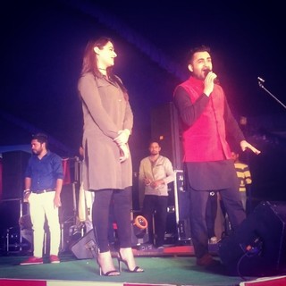 Mandy Takhar feet photo thumbnail