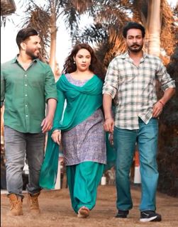 Mandy Takhar feet photo thumbnail