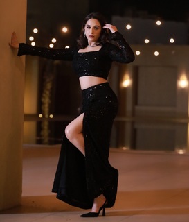 Mandy Takhar feet photo thumbnail
