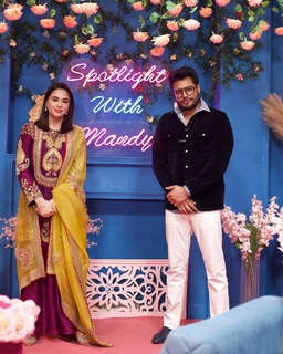 Mandy Takhar feet photo thumbnail