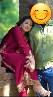 Mandy Takhar feet photo thumbnail