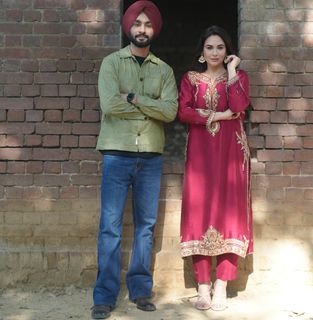 Mandy Takhar feet photo thumbnail