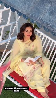 Mandy Takhar feet photo 2