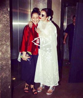 Manisha Koirala feet photo 2