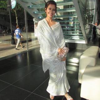 Manisha Koirala feet photo 1