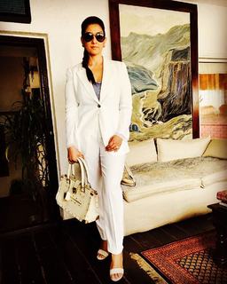 Manisha Koirala feet photo 14