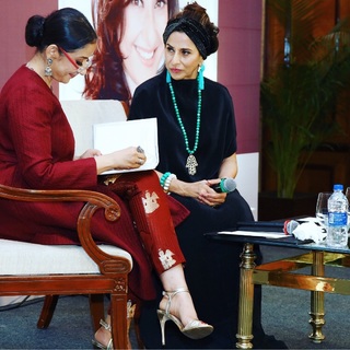 Manisha Koirala feet photo 18