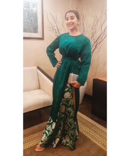 Manisha Koirala feet photo 9
