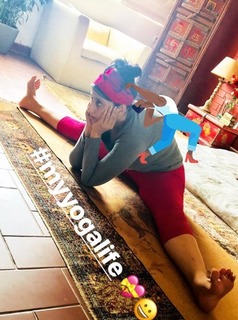 Manisha Koirala feet photo 9