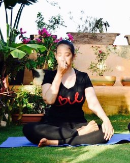 Manisha Koirala feet photo 12