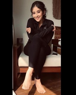 Manisha Koirala feet photo 6
