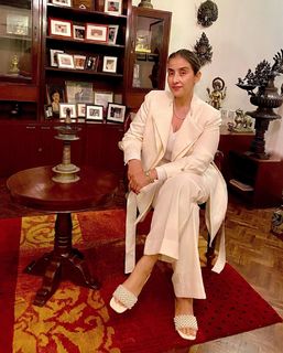 Manisha Koirala feet photo 17