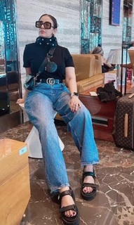 Manisha Koirala feet photo 13