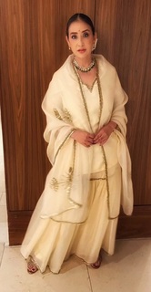 Manisha Koirala feet photo 12