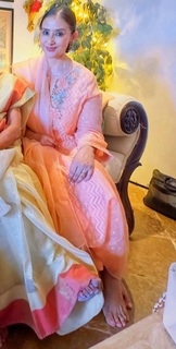 Manisha Koirala feet photo 5
