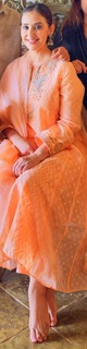 Manisha Koirala feet photo 4