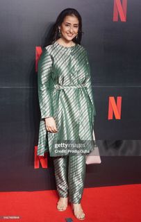 Manisha Koirala feet photo 2