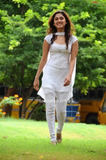 Manjari Fadnnis feet photo 12