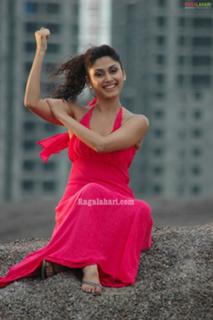 Manjari Fadnnis feet photo 8