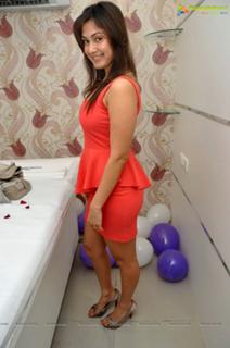 Manjari Fadnnis feet photo 5