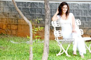 Manjari Fadnnis feet photo 1