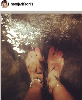 Manjari Fadnnis feet photo 4