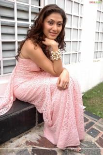 Manjari Fadnnis feet photo 15