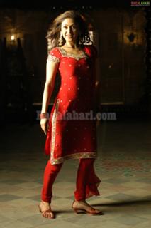 Manjari Fadnnis feet photo 11