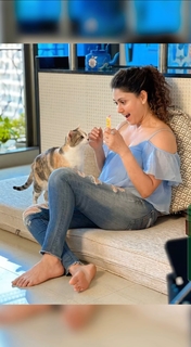 Manjari Fadnnis feet photo 16