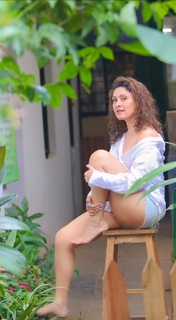 Manjari Fadnnis feet photo 7