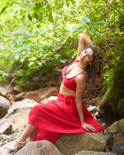 Manjari Fadnnis feet photo 20