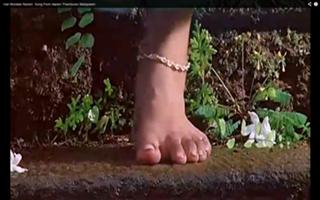 Manju Warrier feet photo thumbnail
