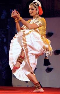Manju Warrier feet photo thumbnail