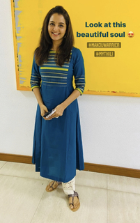 Manju Warrier feet photo thumbnail