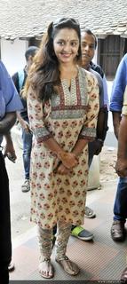Manju Warrier feet photo thumbnail