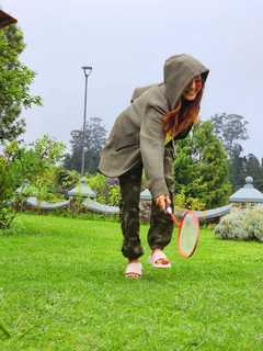 Manju Warrier feet photo thumbnail