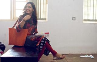 Manju Warrier feet photo thumbnail
