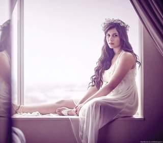 Mannara Chopra feet photo 7