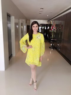 Mannara Chopra feet photo 20