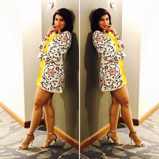 Mannara Chopra feet photo 7