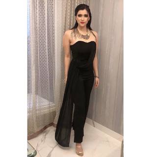 Mannara Chopra feet photo 14