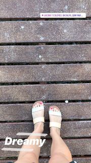 Manon Lagrève feet photo 1