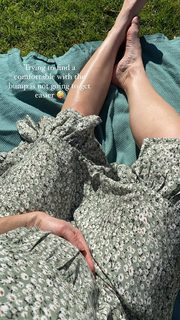 Manon Lagrève feet photo 3