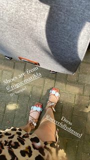 Manon Lagrève feet photo 10
