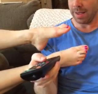 Manon Mathews feet photo 7
