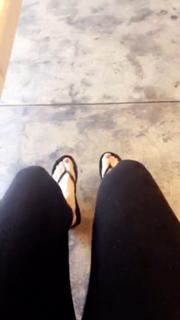 Manon Mathews feet photo 6