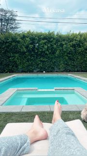Manon Mathews feet photo 12